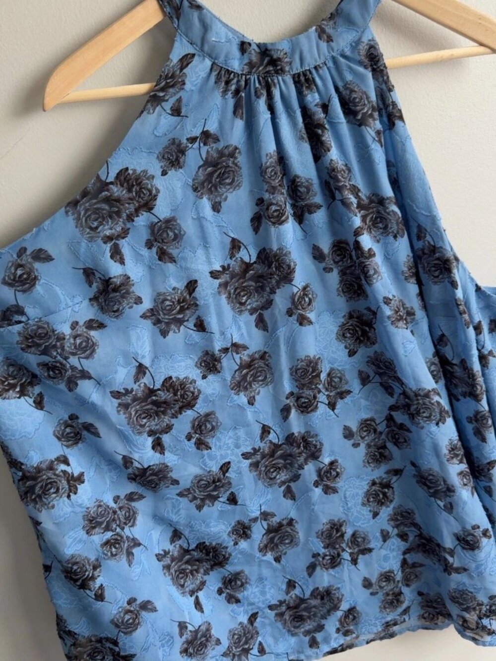 Torrid Blue Floral Halter High Neck Sleeveless Blouse Top Plus Size 3 Women’s - Picture 4 of 9